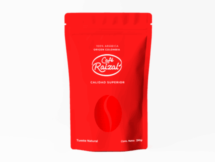 Paquete de café Raizal rojo Café Raizal: Sabores Fascinantes en Madrid